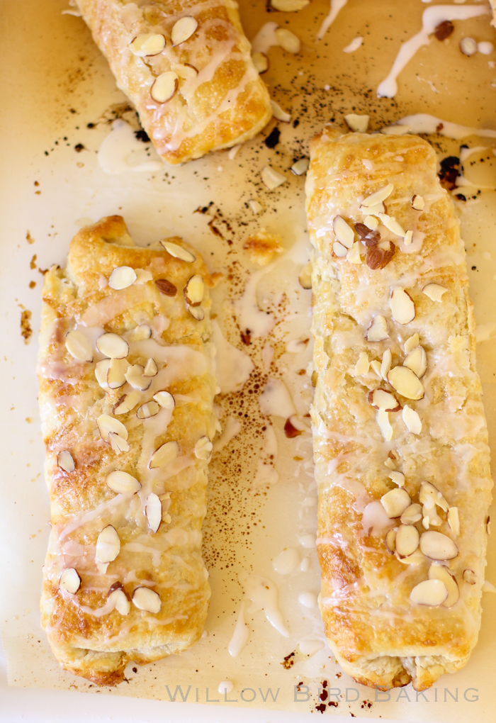 Dutch Roomboter Banketstaaf (Flaky Pastry with Almond Filling)