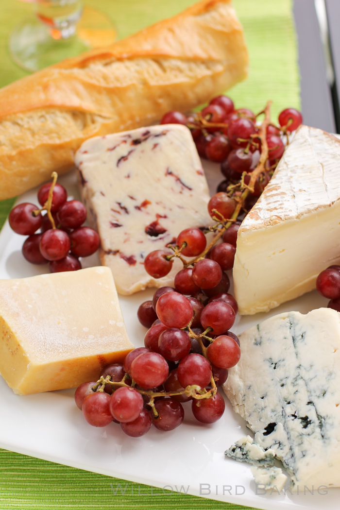 How to Put Together a Cheese Plate