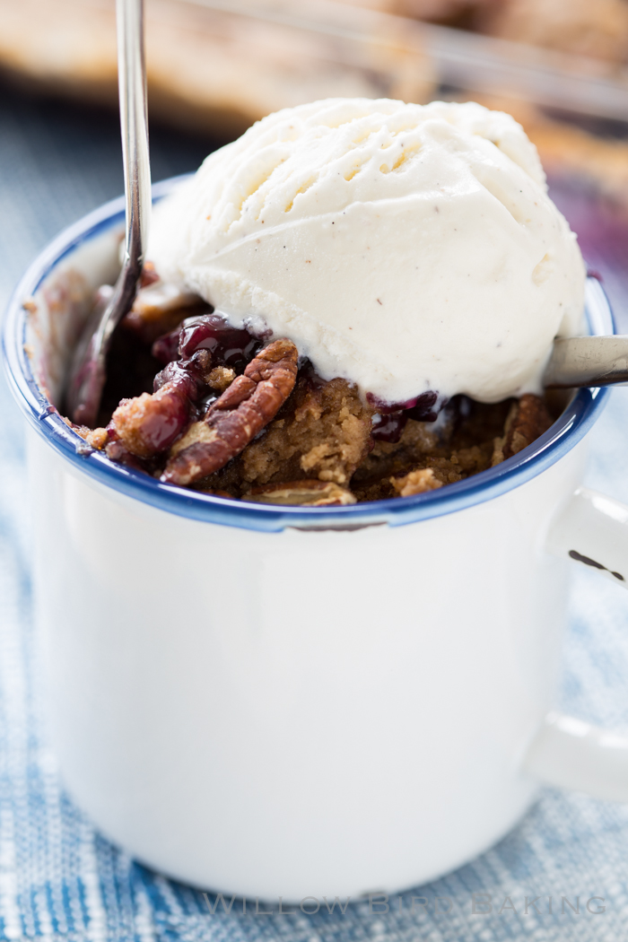 4-Ingredient Blueberry Cobbler Dump Cake