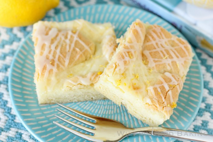 Lemon Cheesecake Kuchen Bars