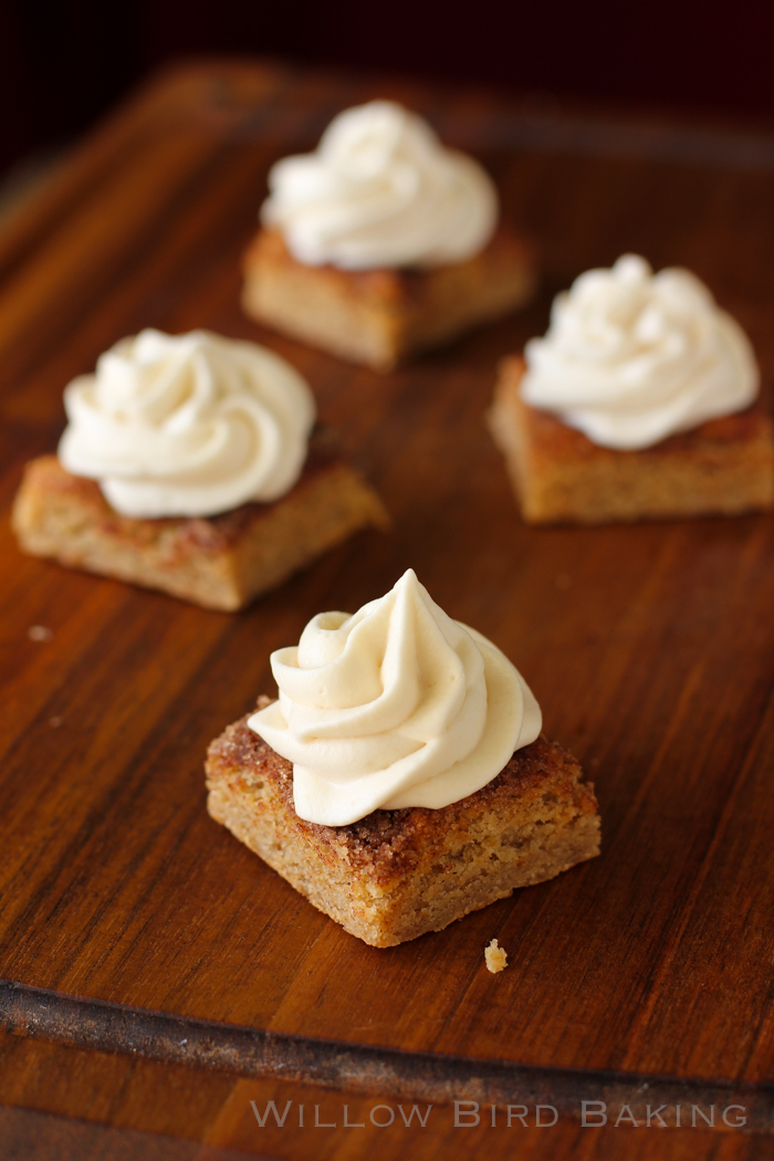 Maple Cream Snickerdoodle Bars