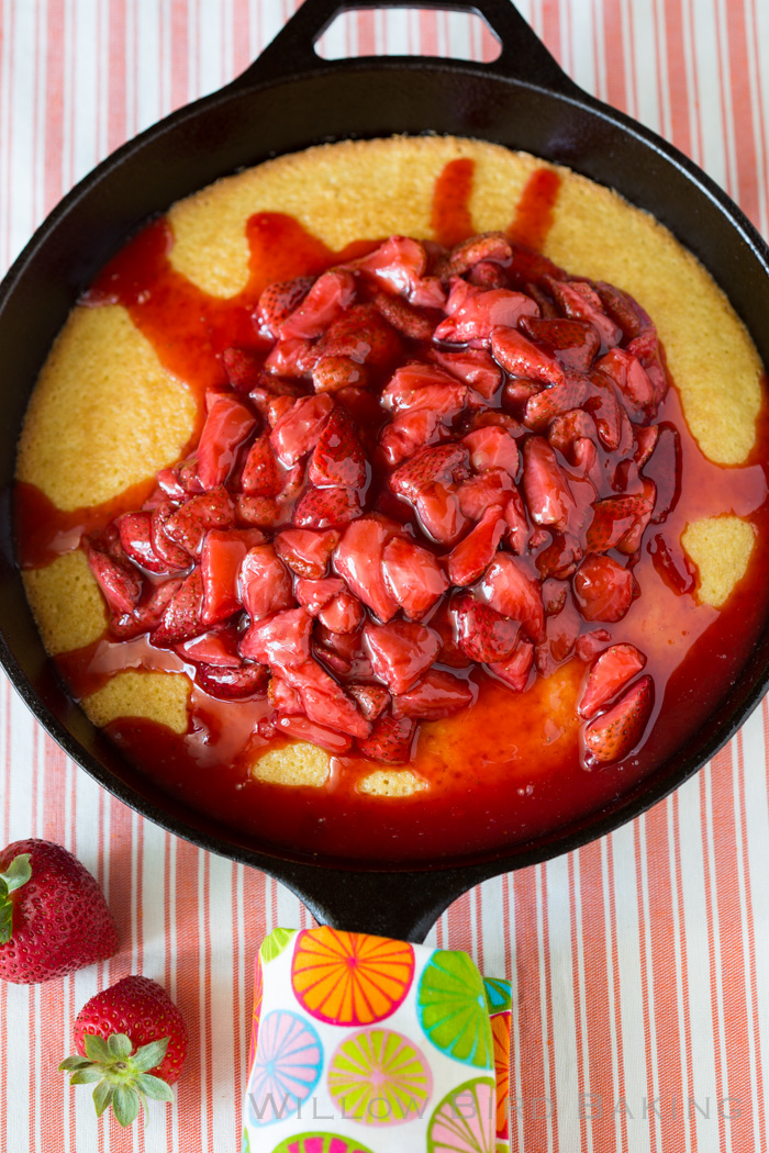 Hot Strawberry Cake with Ice Cream