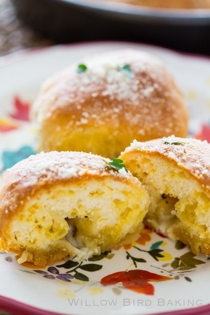 Cheesy Garlic Biscuit Bombs